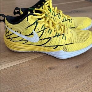 Nike Flywire Ducks Shoes